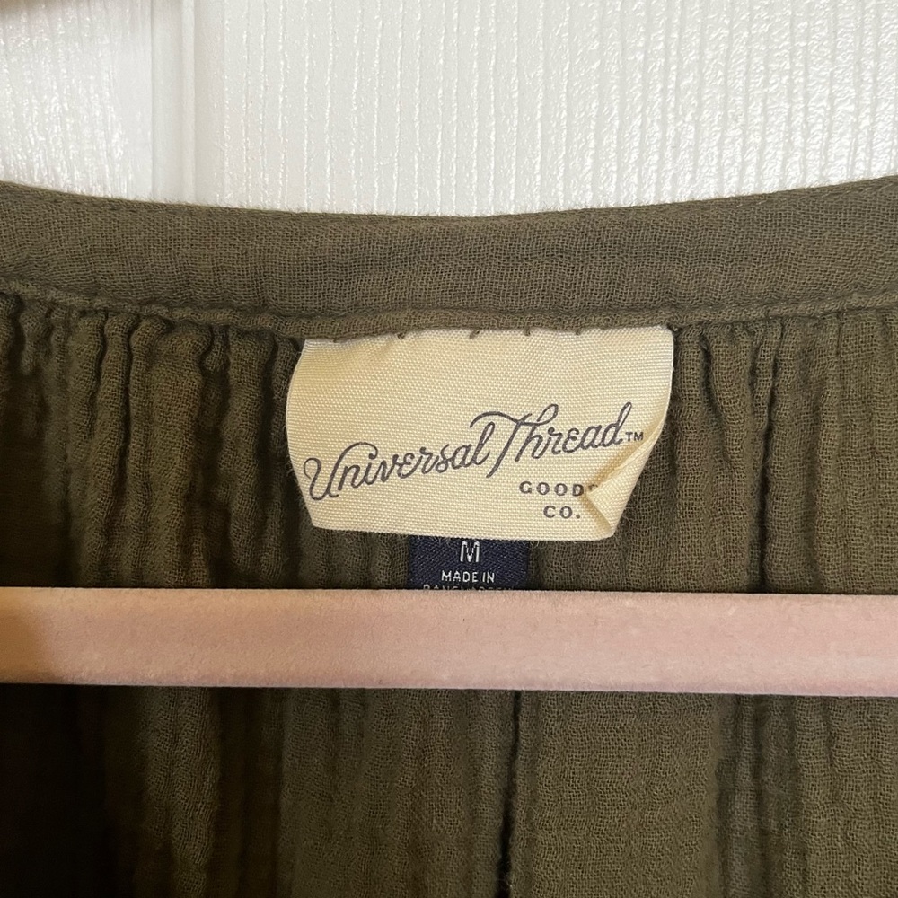 Universal Thread Blouse - Picture 2 of 3